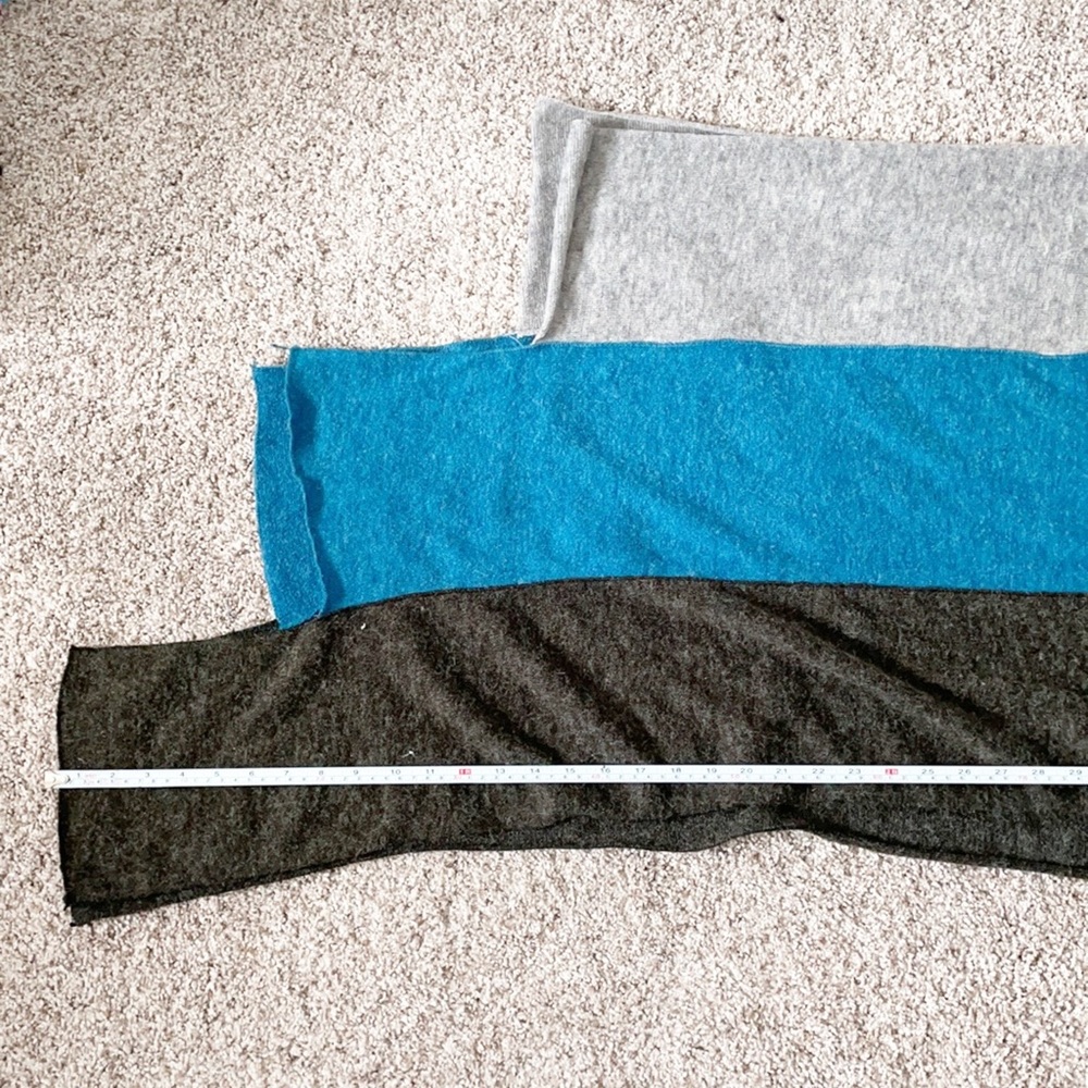 Color Blocked Scarf Wrap - Picture 7 of 8